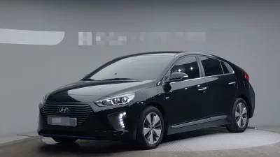 Hyundai Ioniq