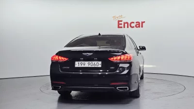 Hyundai Genesis