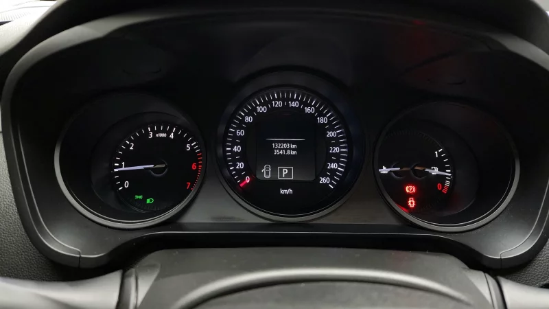 Renault SM6