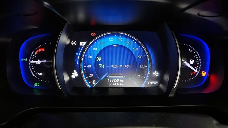Renault SM6