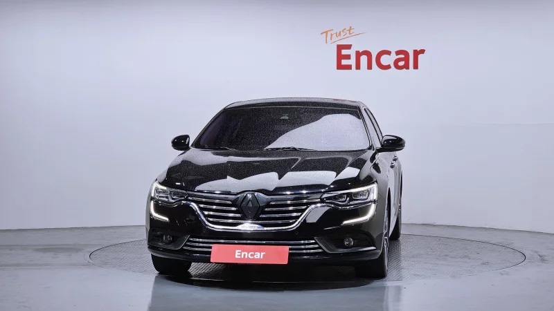 Renault SM6