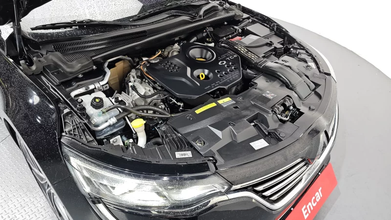 Renault SM6