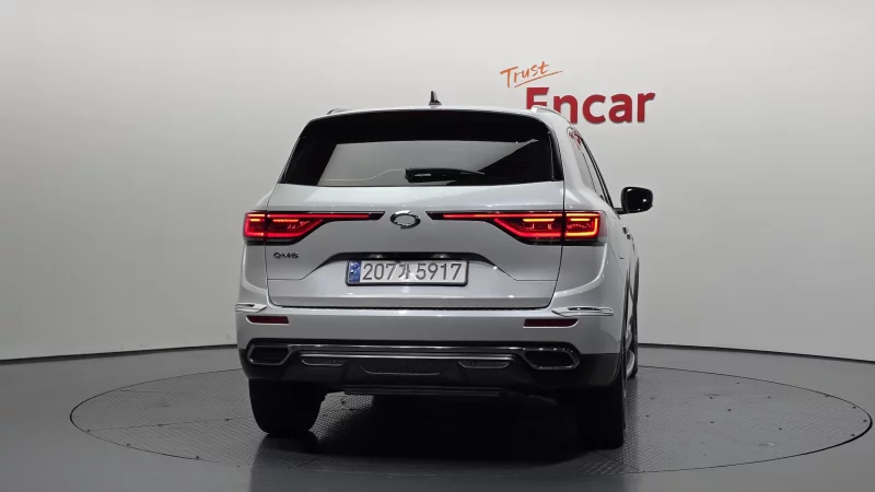 Renault QM6