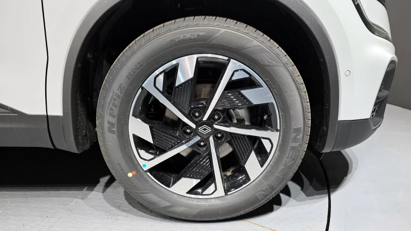 Renault QM6