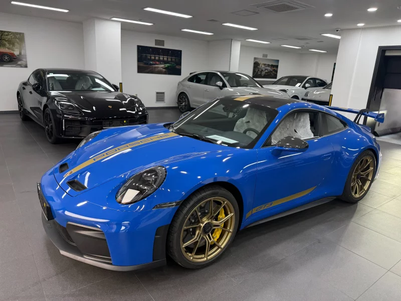 Porsche 911
