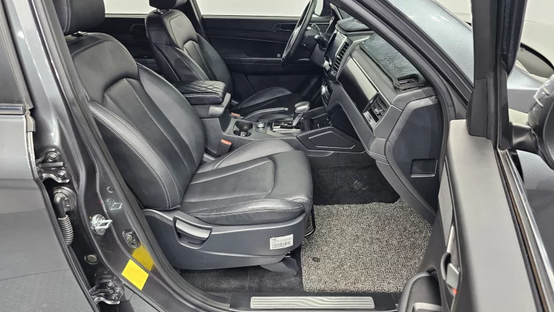 SsangYong Rexton Sports