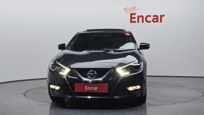 Nissan MAXIMA