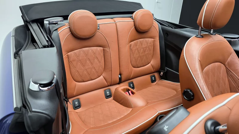 MINI Cooper Convertible