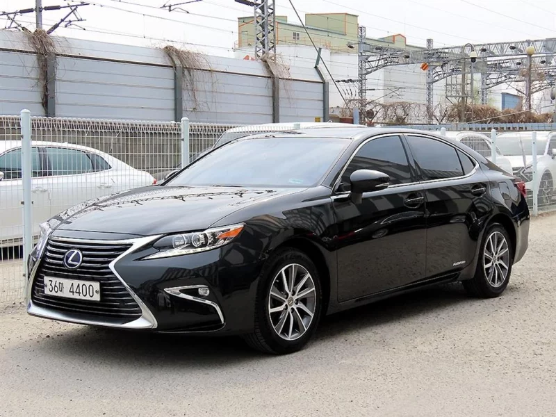 Lexus ES300h