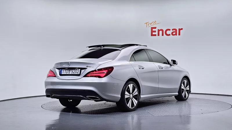 Mercedes-Benz CLA-Class