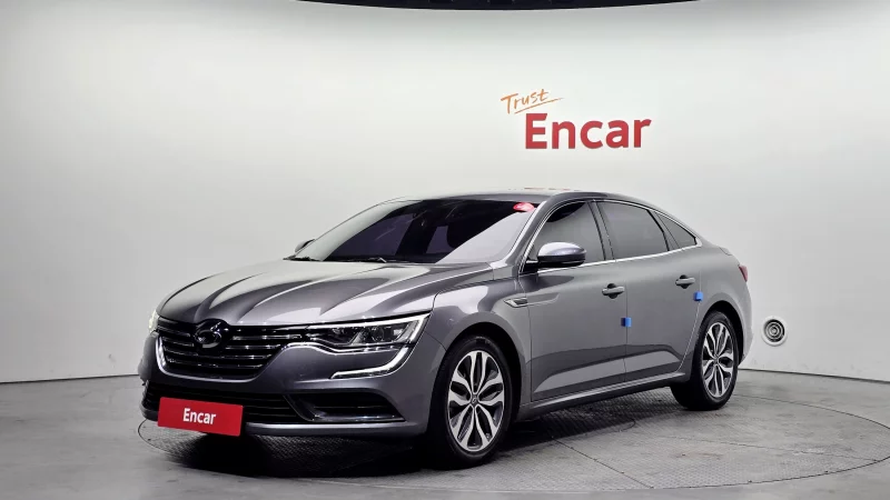 Renault SM6
