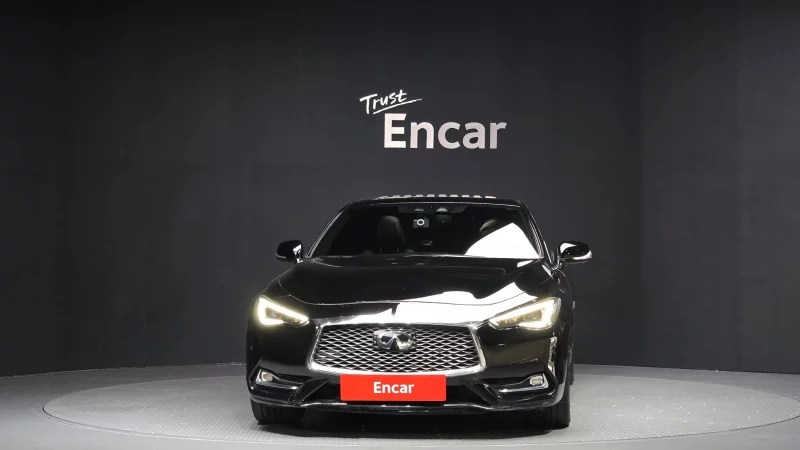 Infiniti Q60