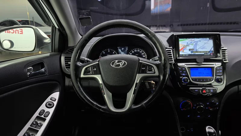 Hyundai Accent