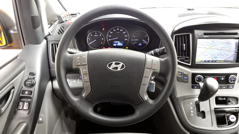 Hyundai Grand Starex