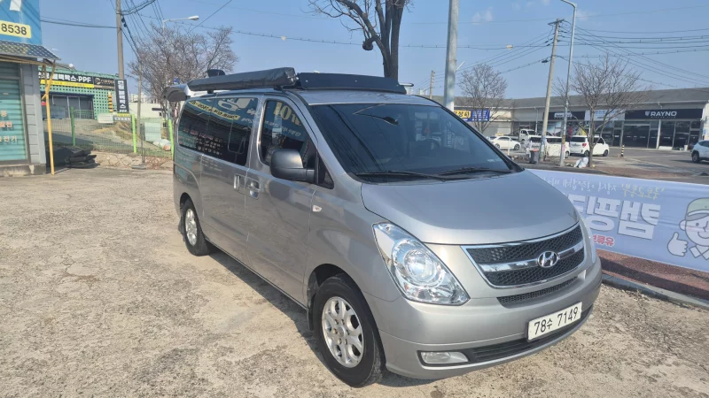 Hyundai Grand Starex