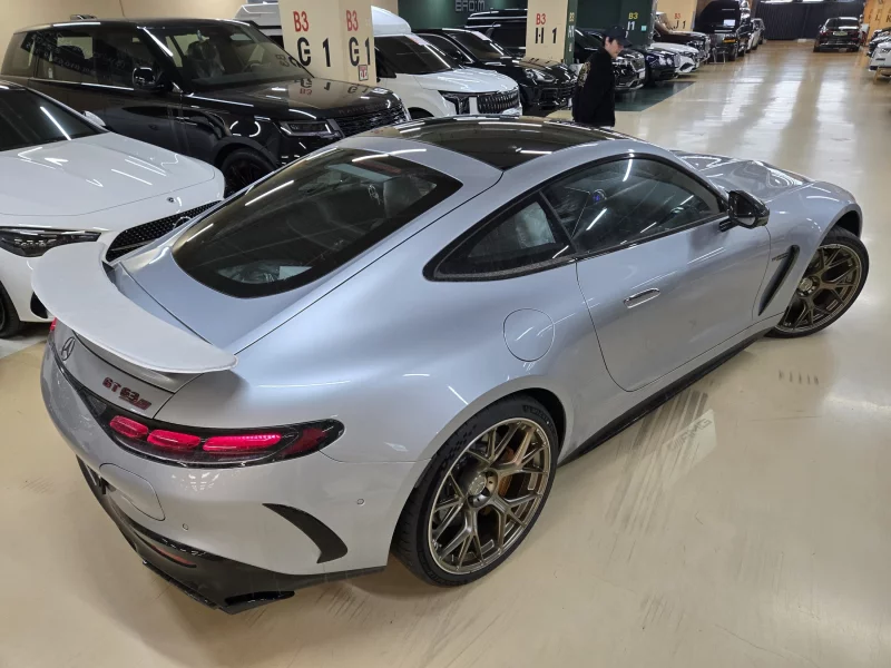 Mercedes-Benz AMG GT