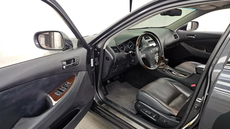 Lexus ES350