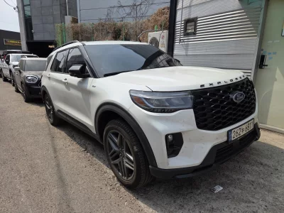 Ford EXPLORER