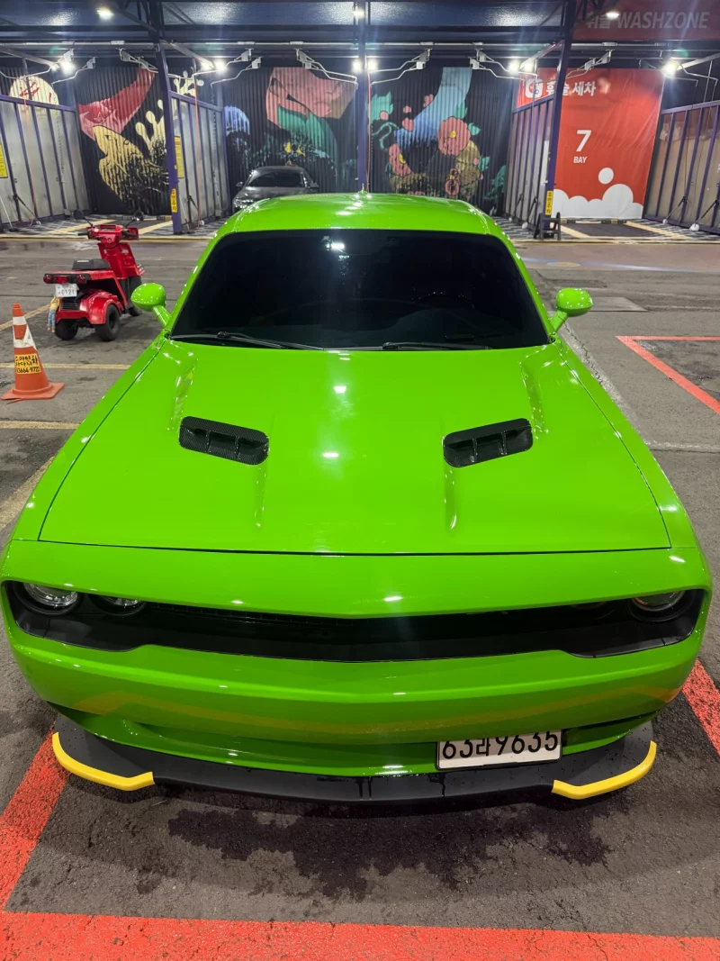 Dodge CHALLENGER