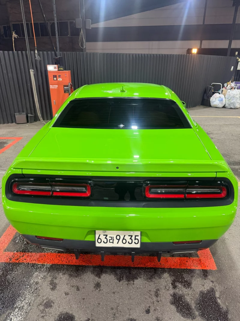 Dodge CHALLENGER