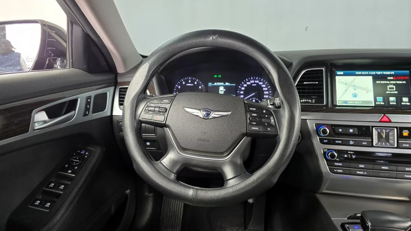 Genesis G80