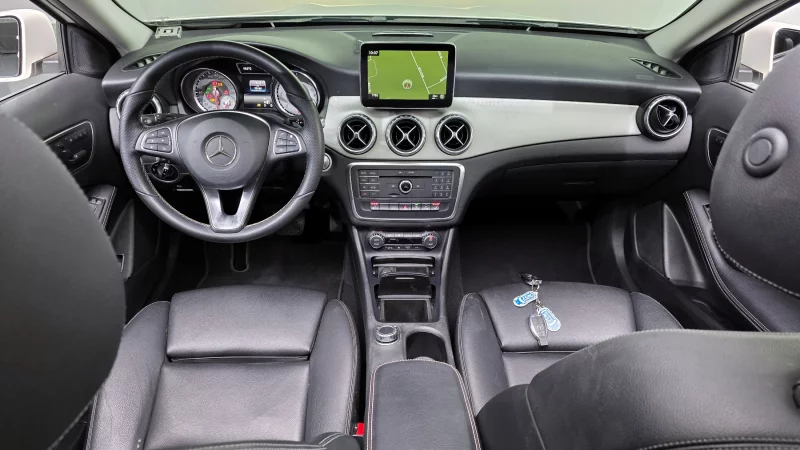Mercedes-Benz GLA-Class