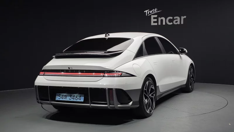 Hyundai Ioniq 6