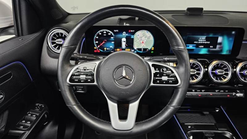 Mercedes-Benz GLB-Class