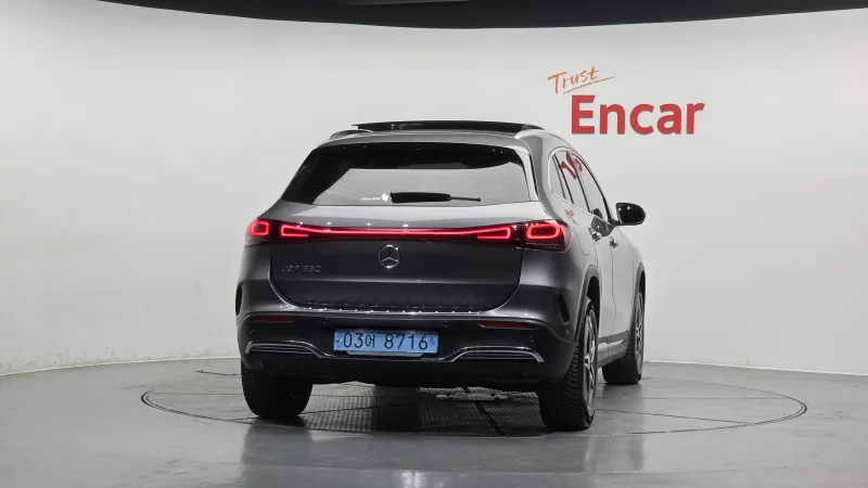 Mercedes-Benz EQA