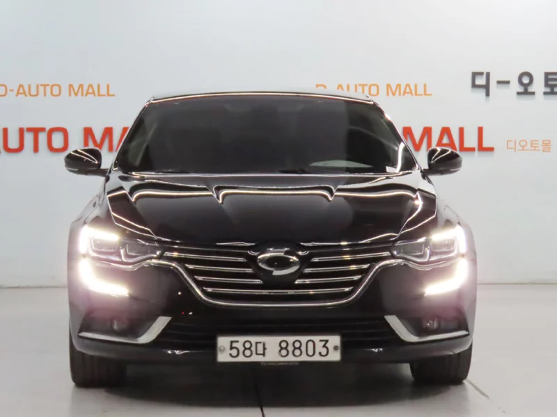 Renault SM6