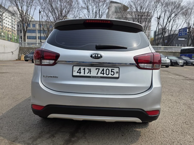 Kia Carens