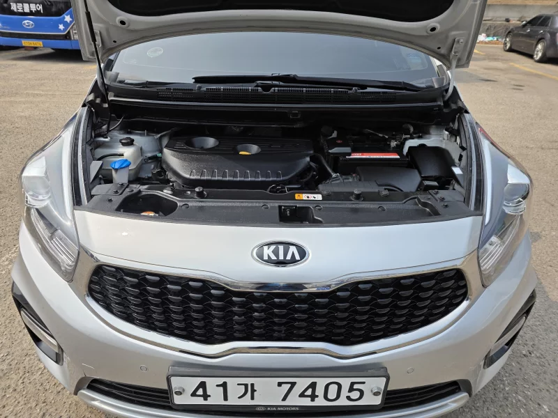Kia Carens