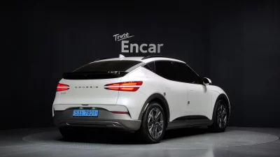 Genesis GV60