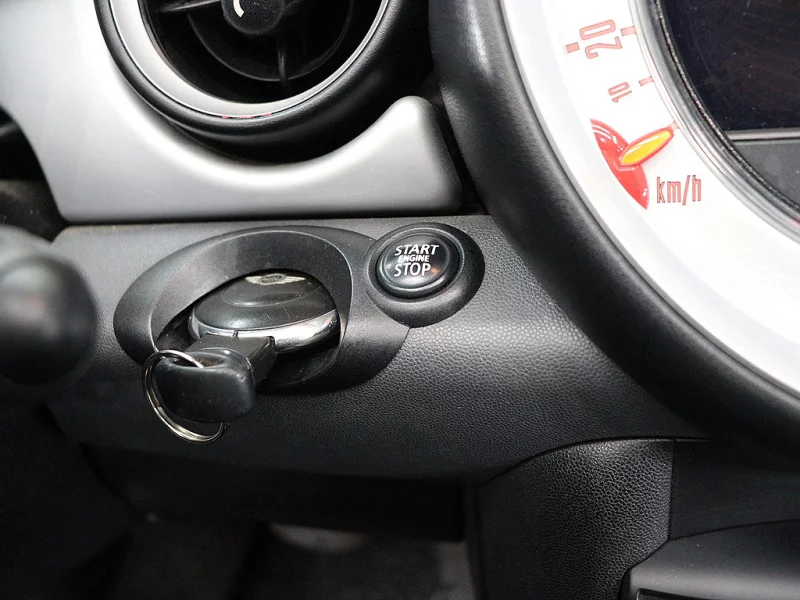 MINI Cooper Convertible