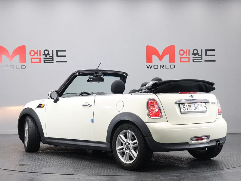 MINI Cooper Convertible