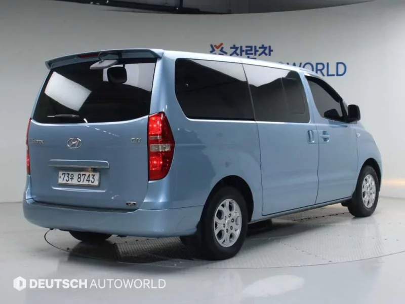 Hyundai Grand Starex