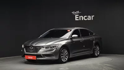 Renault SM6