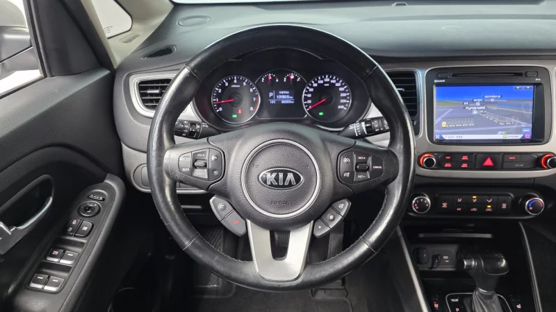 Kia Carens