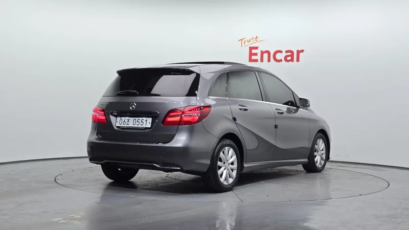 Mercedes-Benz B-Class