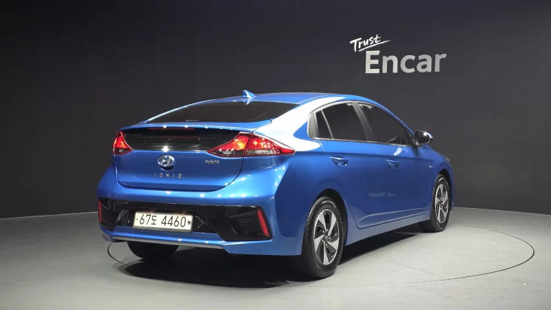 Hyundai Ioniq
