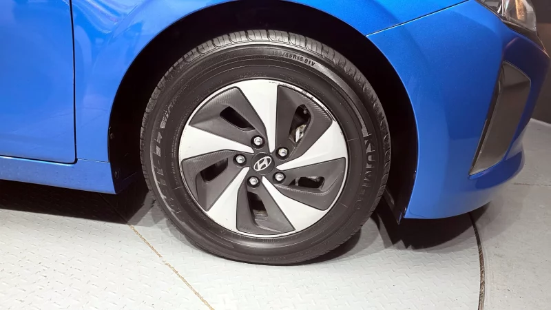Hyundai Ioniq