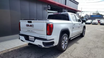 GMC SIERRA