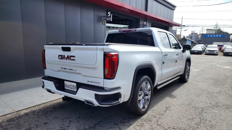 GMC SIERRA