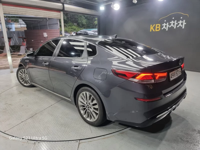 Kia K5