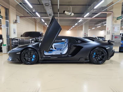 Lamborghini Aventador