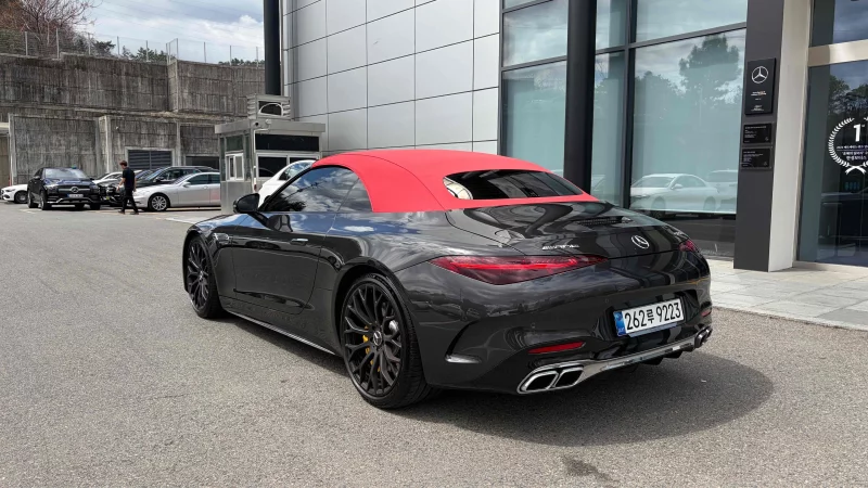 Mercedes-Benz SL-Class