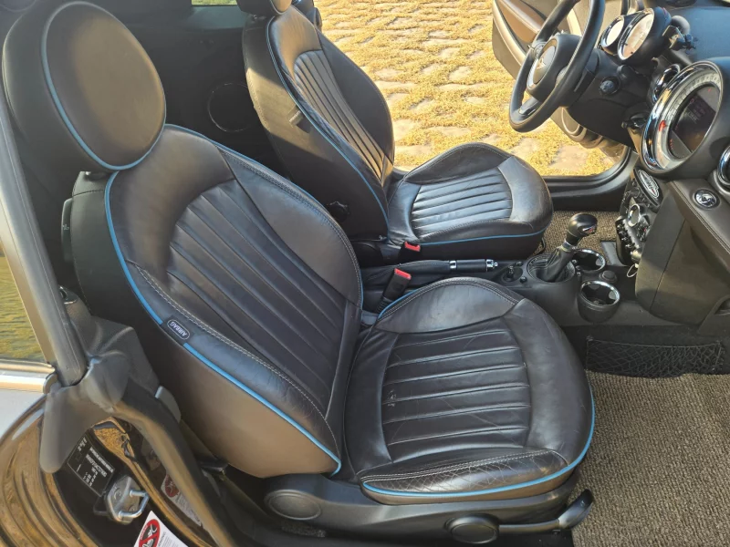 MINI Cooper Convertible