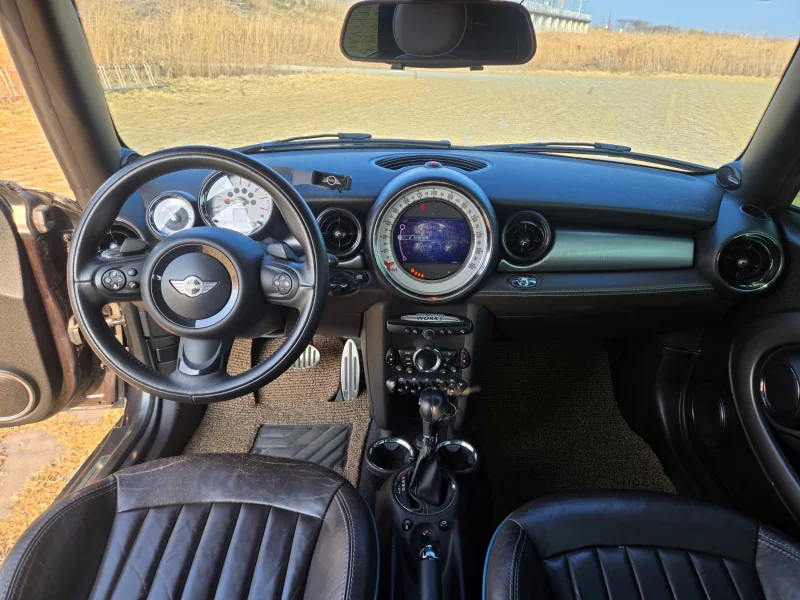 MINI Cooper Convertible