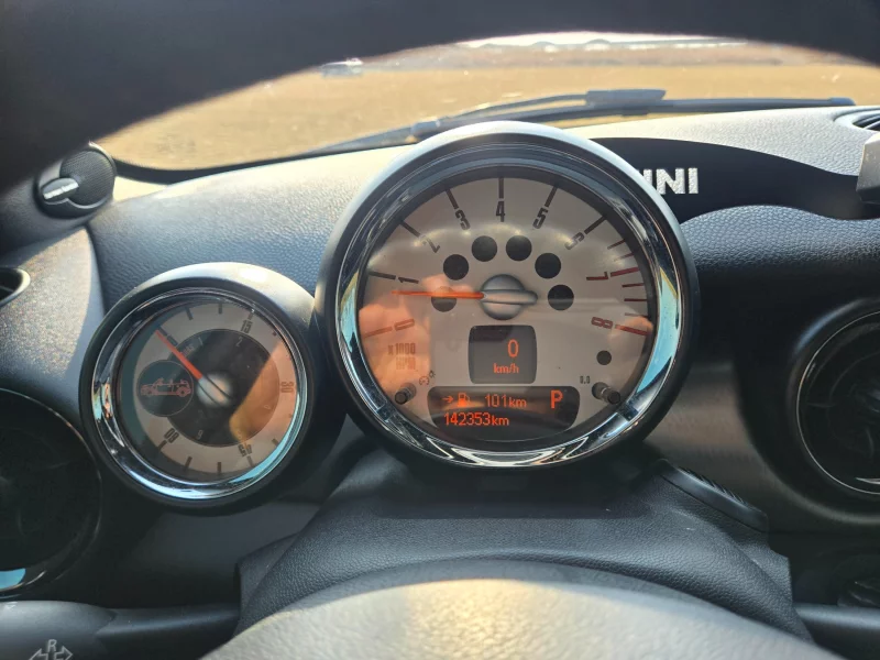 MINI Cooper Convertible