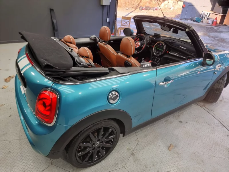 MINI Cooper Convertible